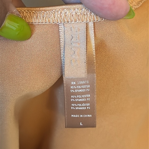 SKIMS Wet Jersey Cutout Bodysuit Sienna - Size L - Picture 4 of 8